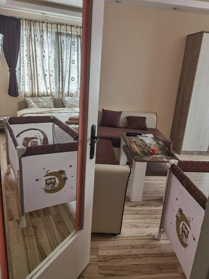 Апартамент Дани Apartament Dani Kazanlak Kültér fotó